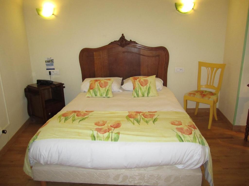 Hotel Arlequin Troyes Buitenkant foto