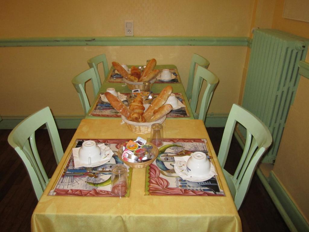 Hotel Arlequin Troyes Buitenkant foto
